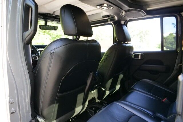 2020 Jeep Gladiator Overland photo 23