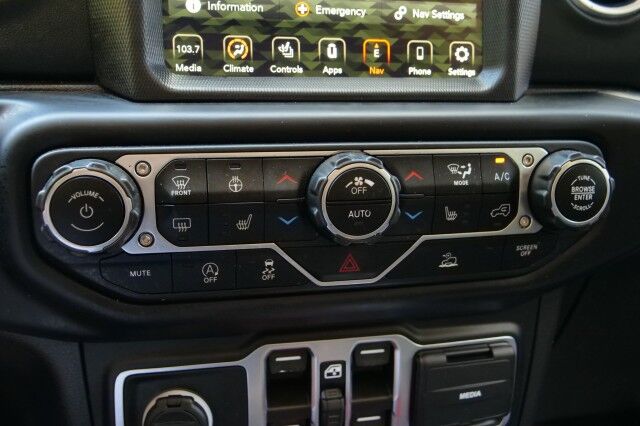 2020 Jeep Gladiator Overland 4X4 / Wheels & Tires / Heated Seats / LED Group! High Point NC