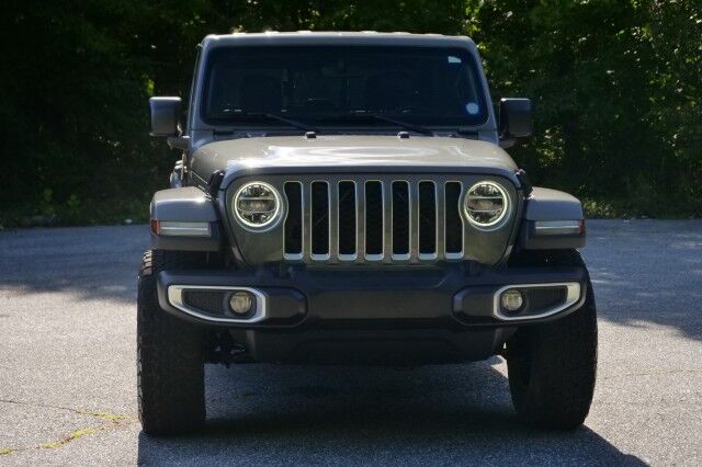2020 Jeep Gladiator Overland 4X4 / Wheels & Tires / Heated Seats / LED Group! High Point NC