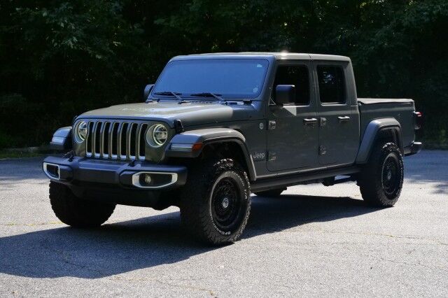 2020 Jeep Gladiator Overland 4X4 / Wheels & Tires / Heated Seats / LED Group! High Point NC