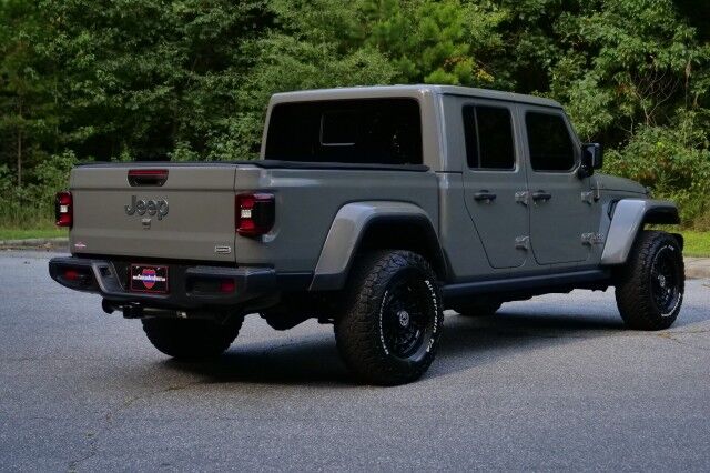 2020 Jeep Gladiator Overland 4X4 / Wheels & Tires / Heated Seats / LED Group! High Point NC