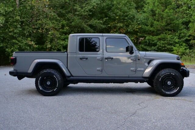 2020 Jeep Gladiator Overland 4X4 / Wheels & Tires / Heated Seats / LED Group! High Point NC
