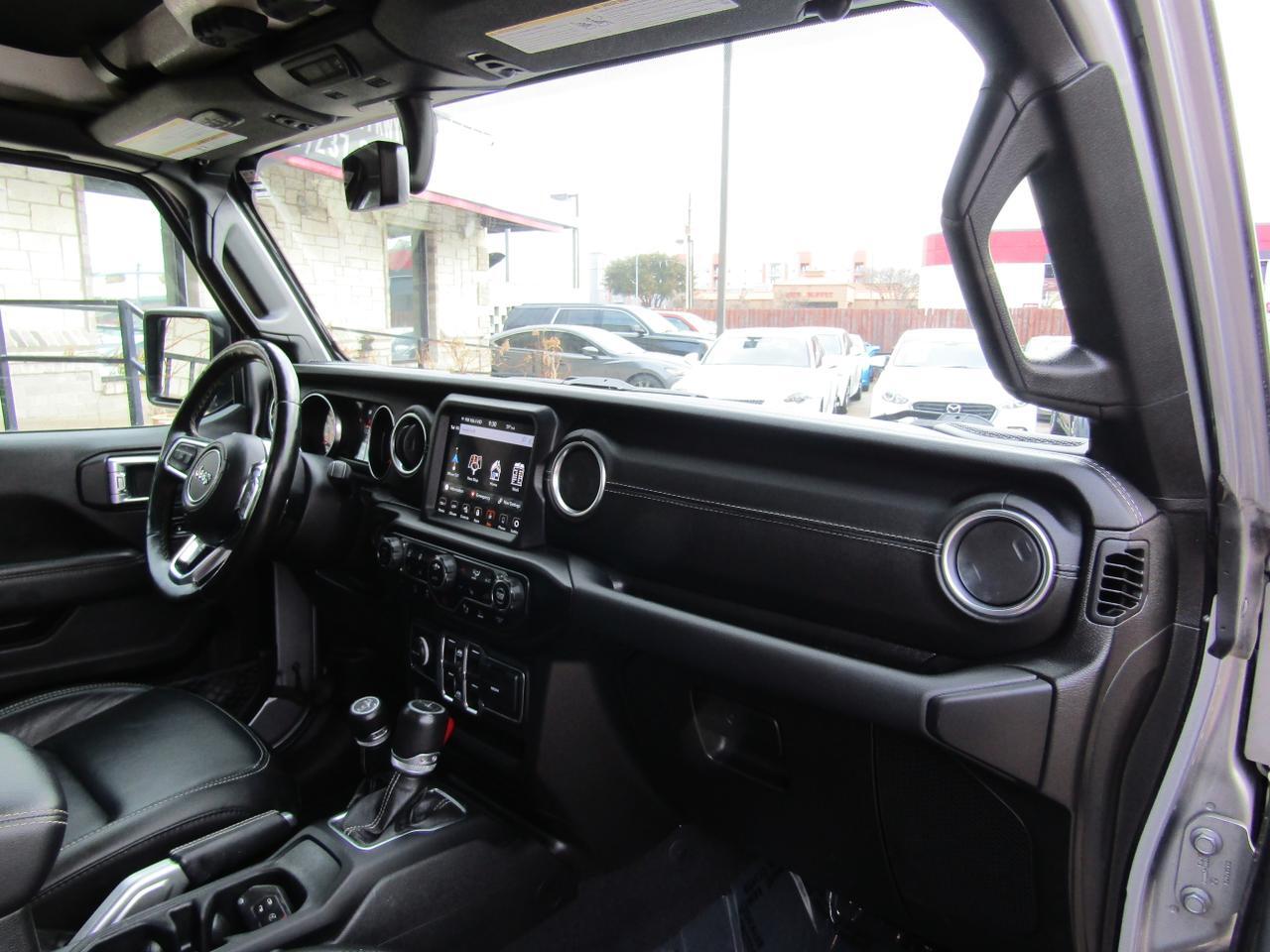 2020 Jeep Gladiator Overland 4x4 Grand Prairie TX