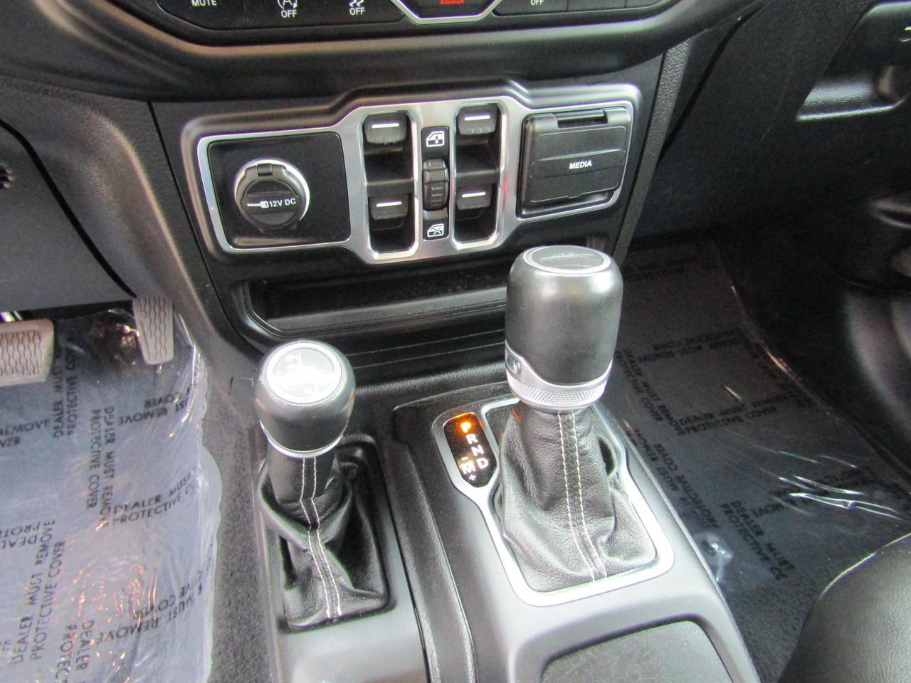 2020 Jeep Gladiator Overland 4x4 Grand Prairie TX