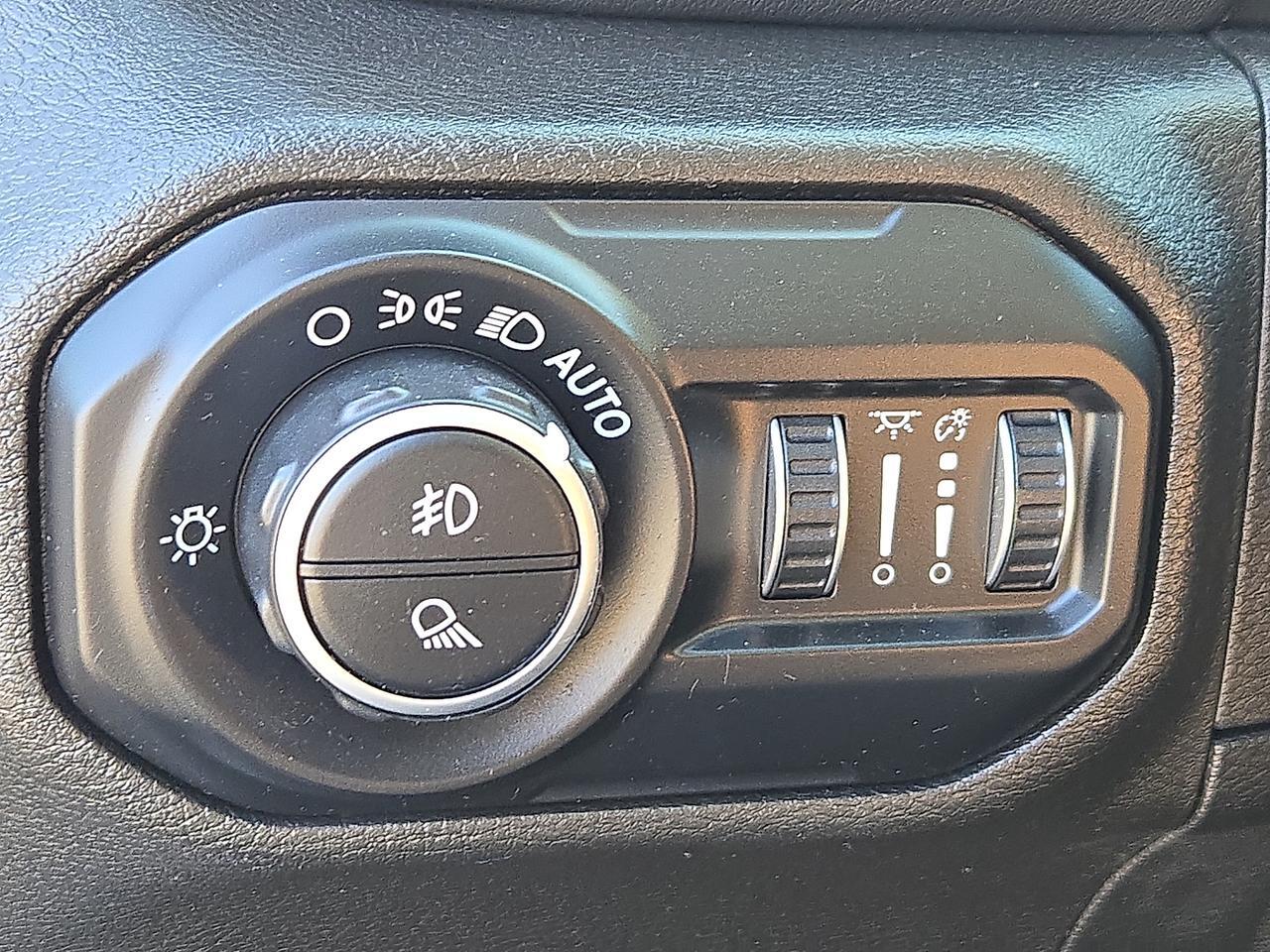 2020 Jeep Gladiator Overland 4x4 Vineland NJ