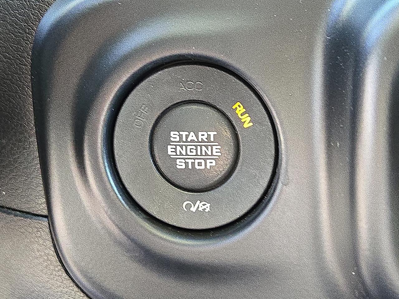 2020 Jeep Gladiator Overland 4x4 Vineland NJ