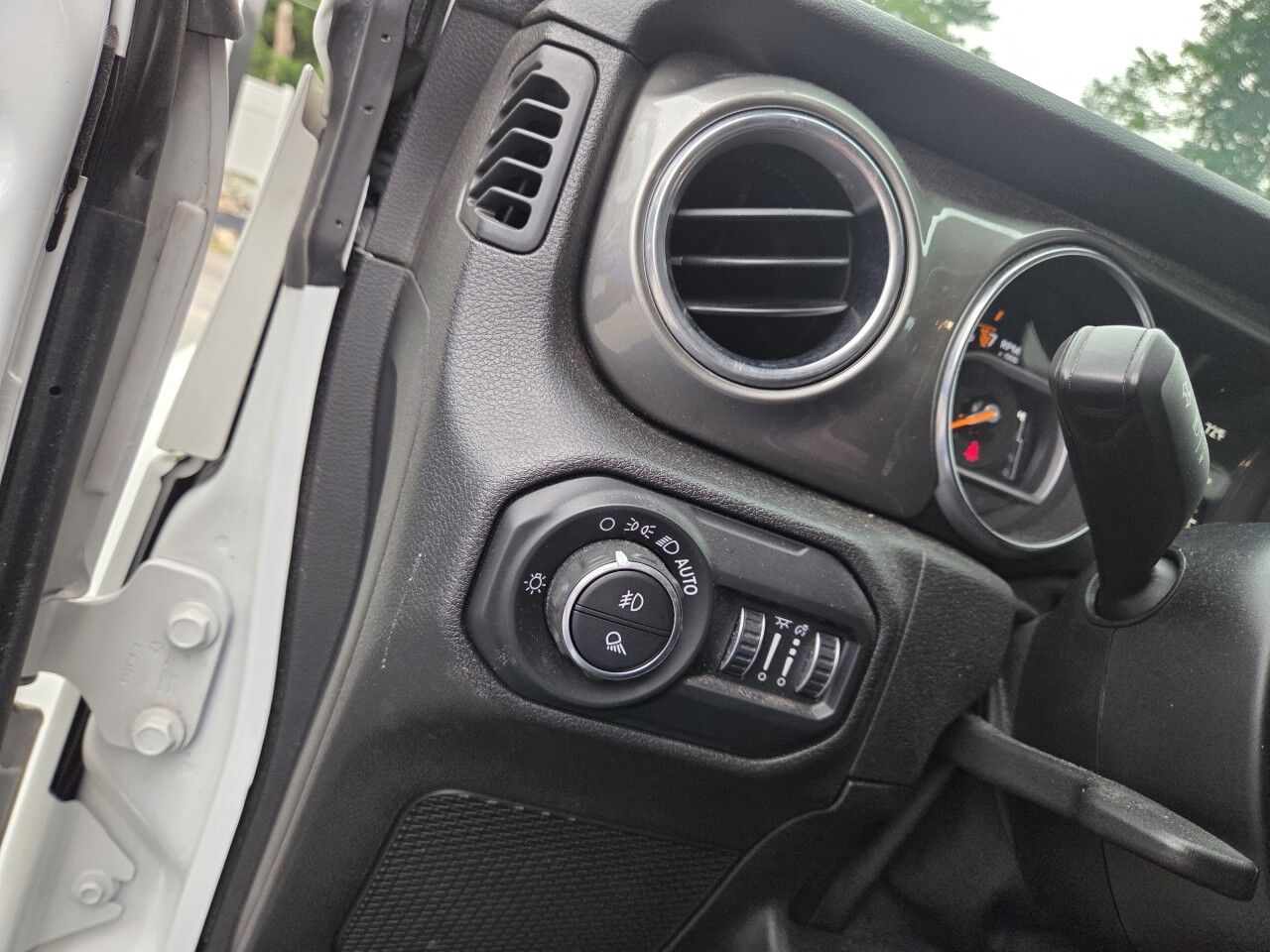 2020 Jeep Gladiator Overland Charlton MA