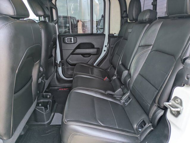 2020 Jeep Gladiator Overland Castroville TX
