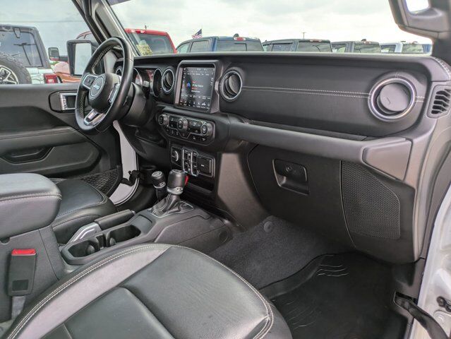 2020 Jeep Gladiator Overland Castroville TX