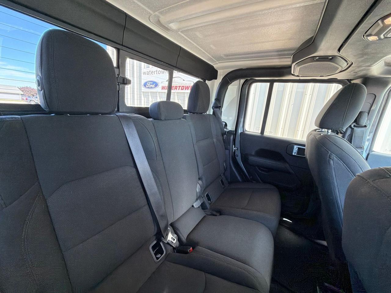 2020 Jeep Gladiator Overland Watertown SD