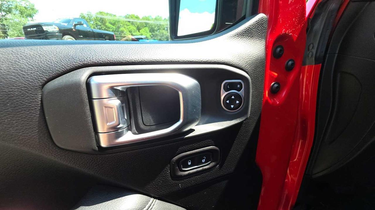 2020 Jeep Gladiator Overland Hudson MA
