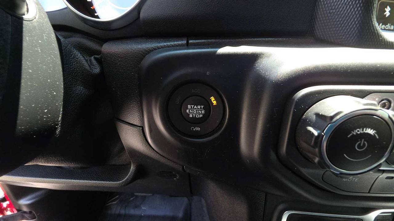 2020 Jeep Gladiator Overland Hudson MA
