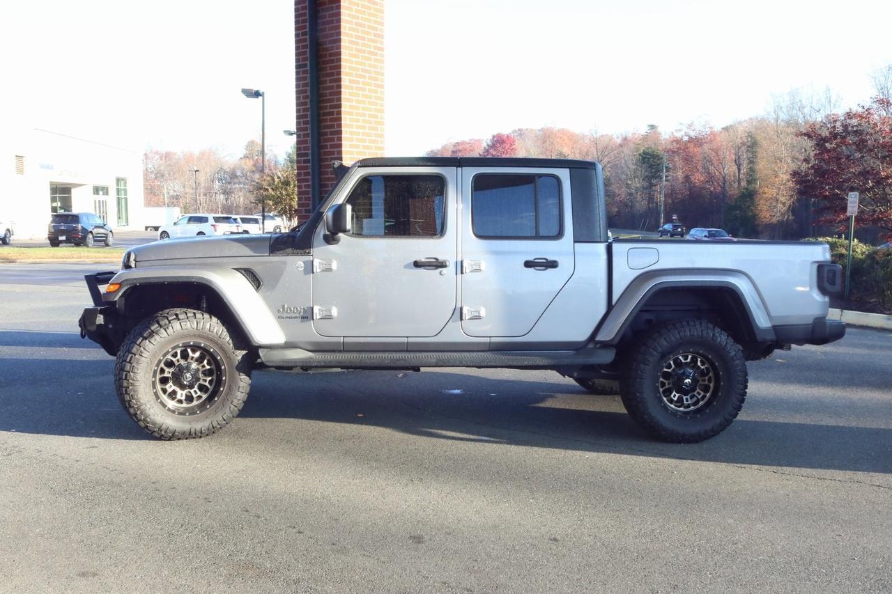 2020 Jeep Gladiator Overland Fredericksburg VA