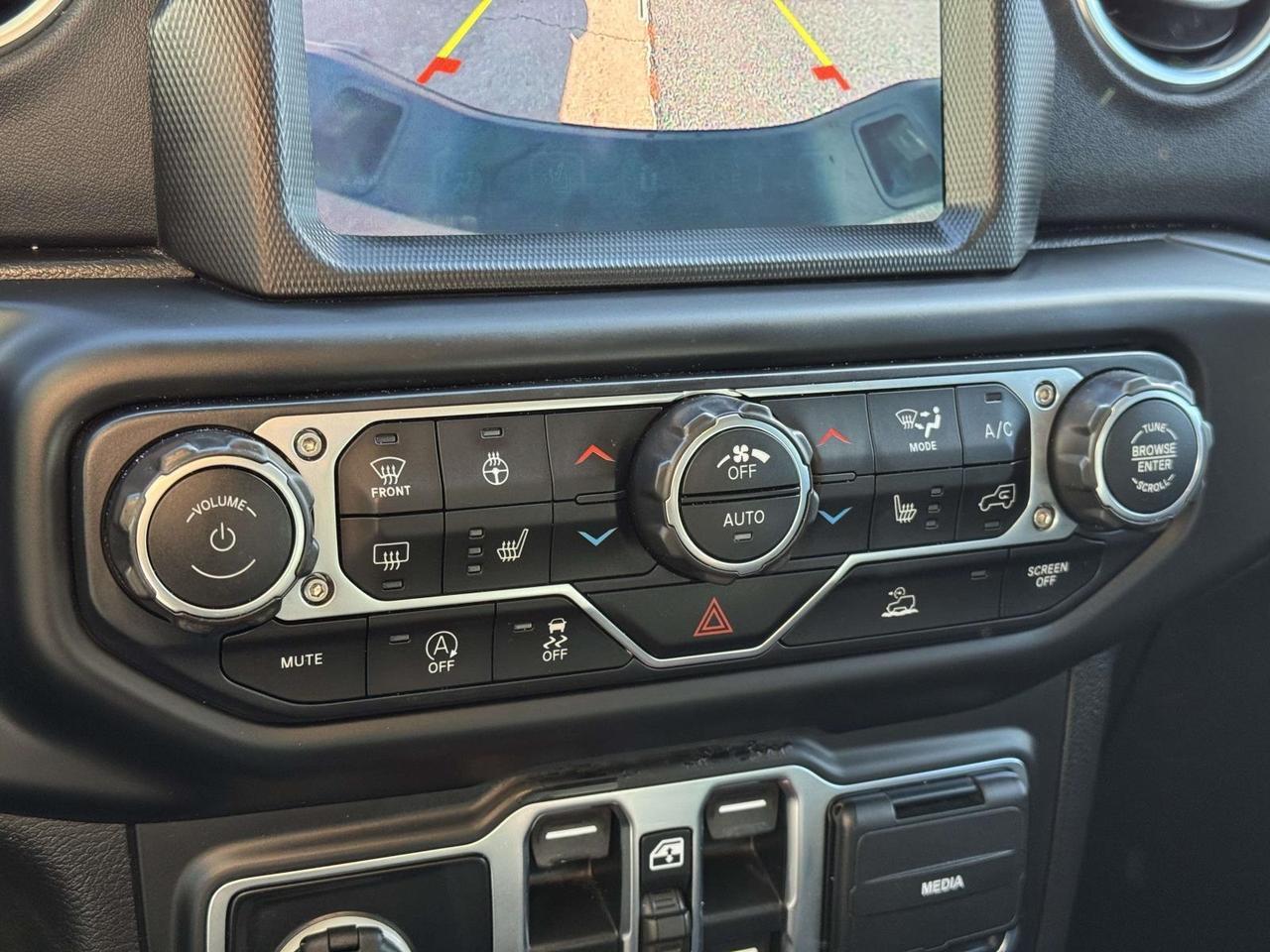 2020 Jeep Gladiator Overland Fredericksburg VA