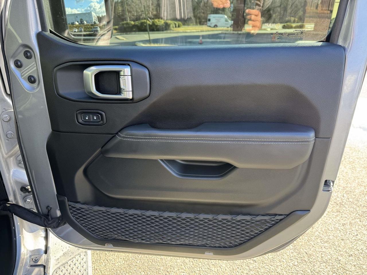 2020 Jeep Gladiator Overland Fredericksburg VA