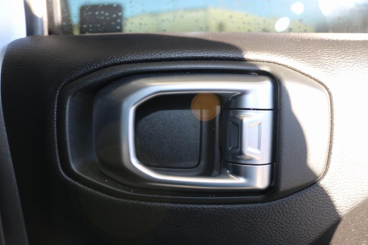 2020 Jeep Gladiator Overland Fredericksburg VA