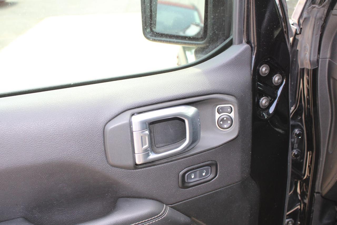 2020 Jeep Gladiator Overland Fredericksburg VA
