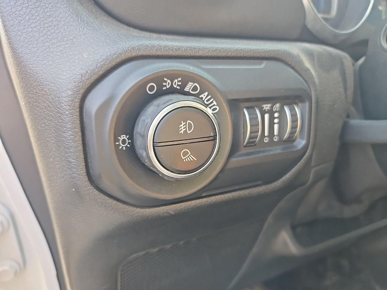 2020 Jeep Gladiator Overland Fredericksburg VA