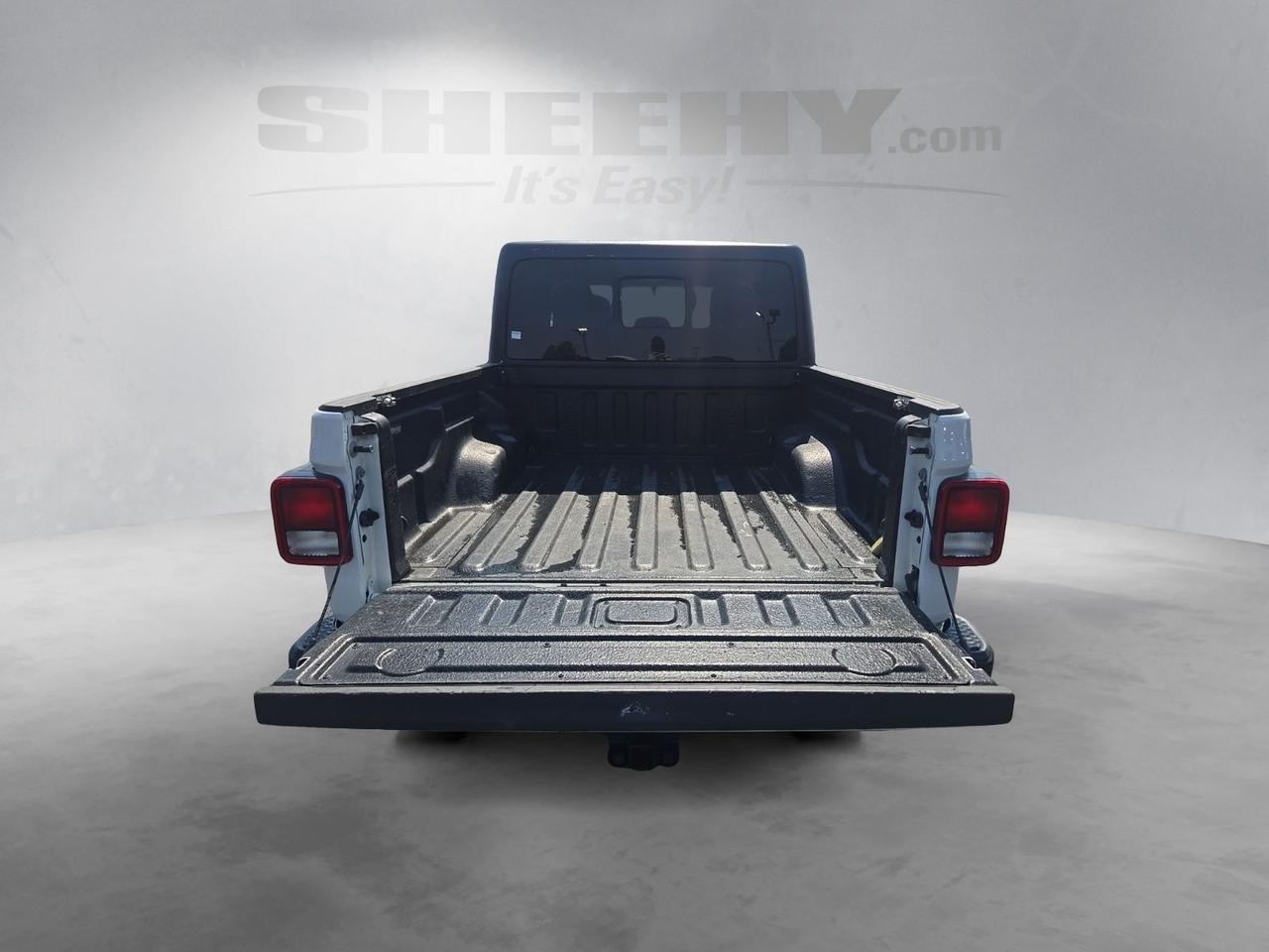 2020 Jeep Gladiator Overland Fredericksburg VA