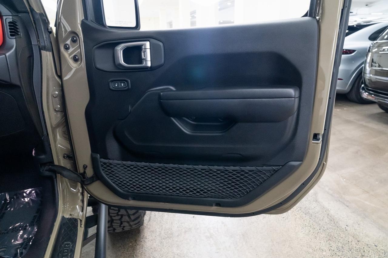 2020 Jeep Gladiator Rubicon 40&quot; Tires Clayton Overland Plus Lift Kit SmartCap Portland OR