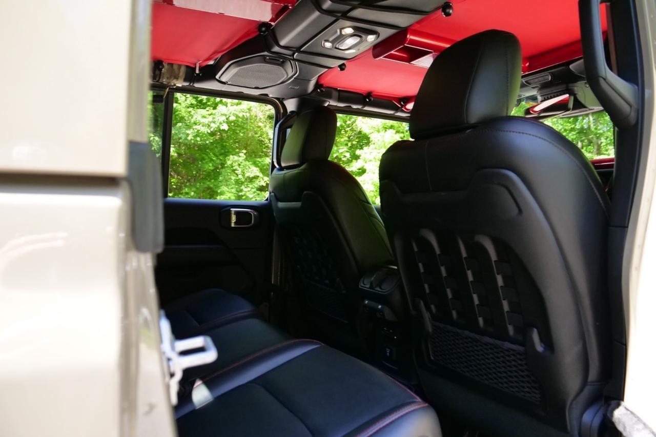 2020 Jeep Gladiator Rubicon 4X4 / MAJOR UPGRADES / Super Swamper Tires! Lincolnton NC
