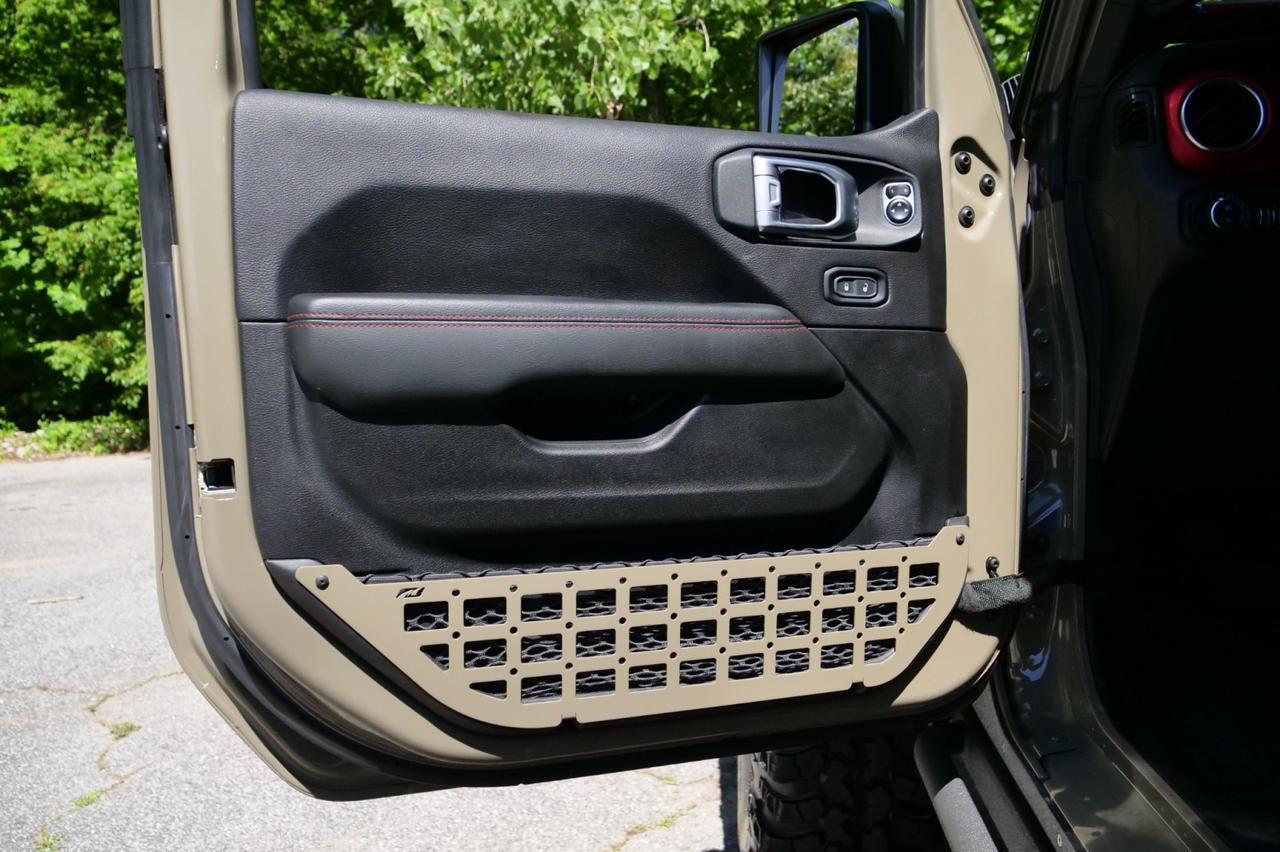 2020 Jeep Gladiator Rubicon 4X4 / MAJOR UPGRADES / Super Swamper Tires! Lincolnton NC