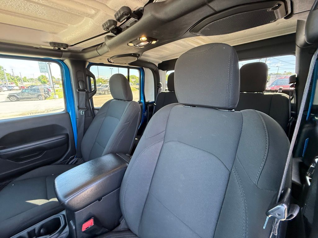2020 Jeep Gladiator Sport Crestwood KY