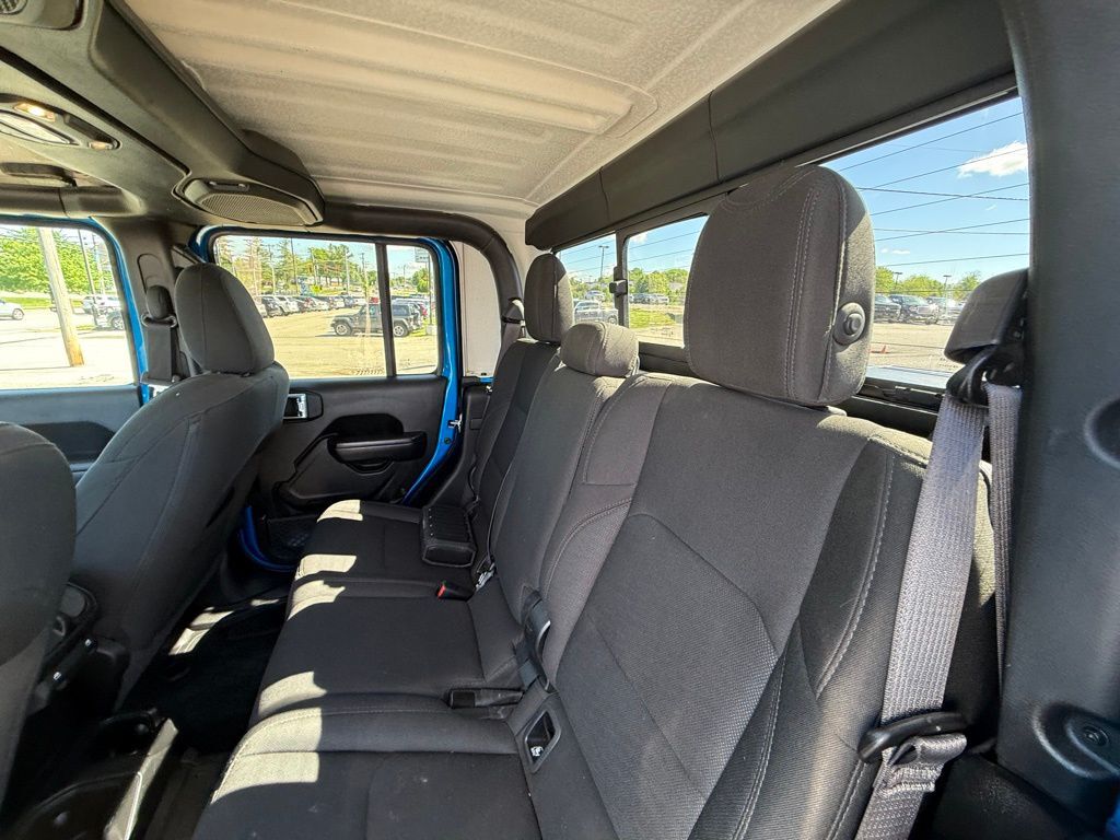2020 Jeep Gladiator Sport Crestwood KY