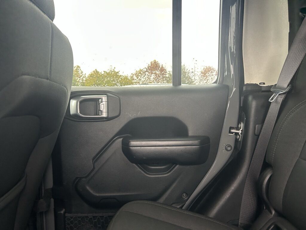 2020 Jeep Gladiator Sport Crestwood KY