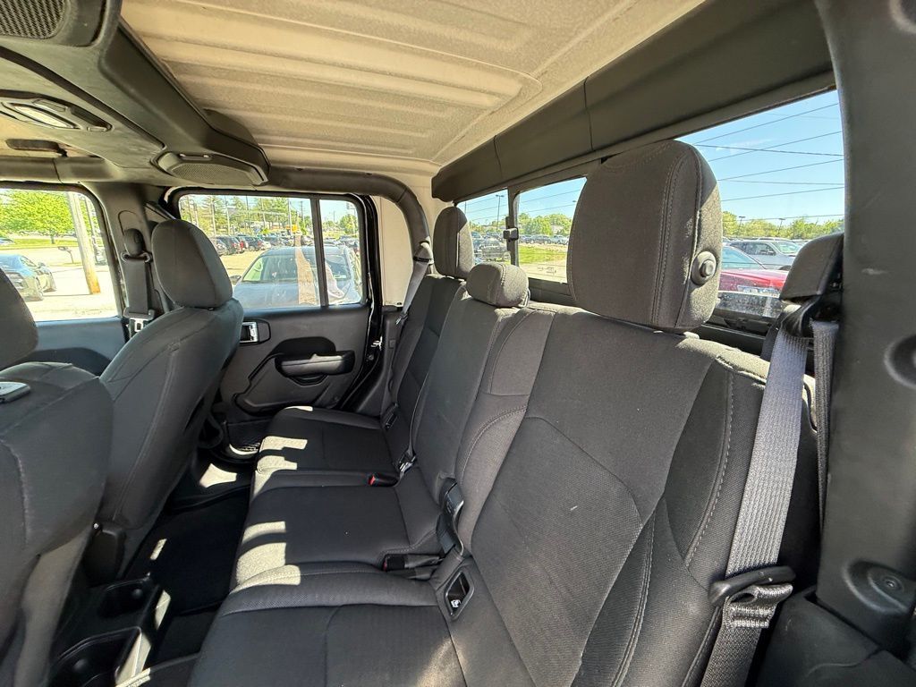 2020 Jeep Gladiator Sport Crestwood KY