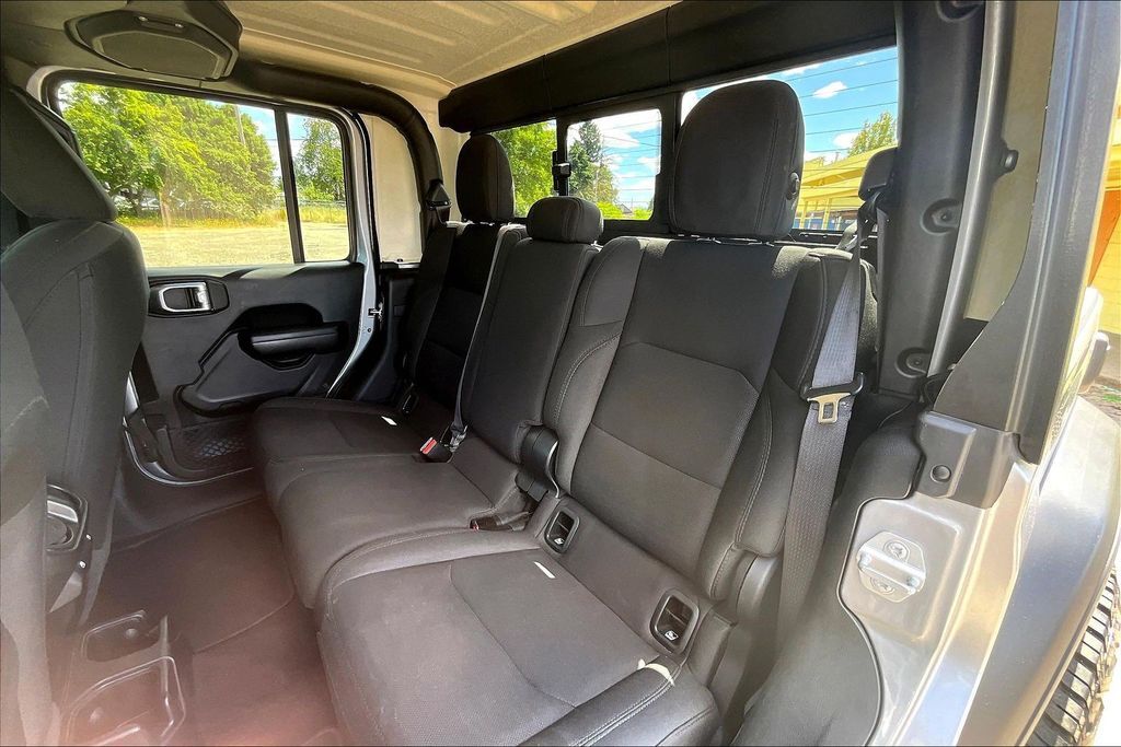 2020 Jeep Gladiator Sport OR