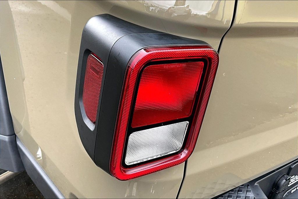 2020 Jeep Gladiator Sport OR