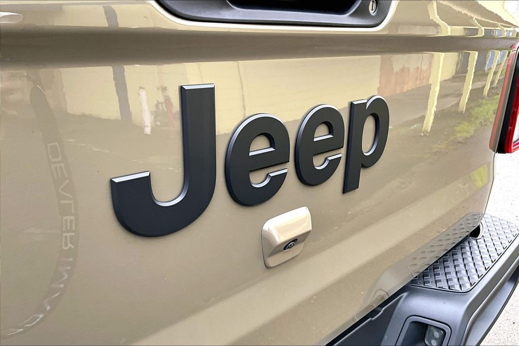 2020 Jeep Gladiator Sport OR