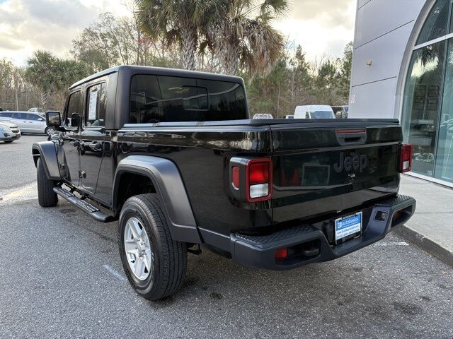 2020 Jeep Gladiator Sport
