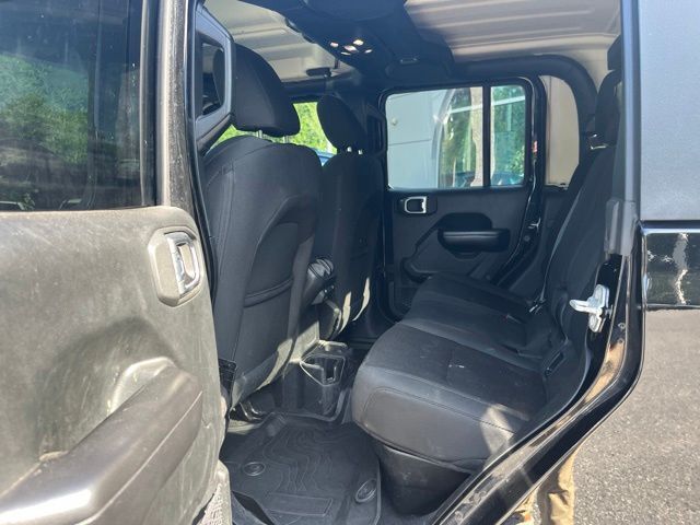 2020 Jeep Gladiator Sport