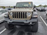 2020 Jeep Gladiator Sport Oshkosh WI