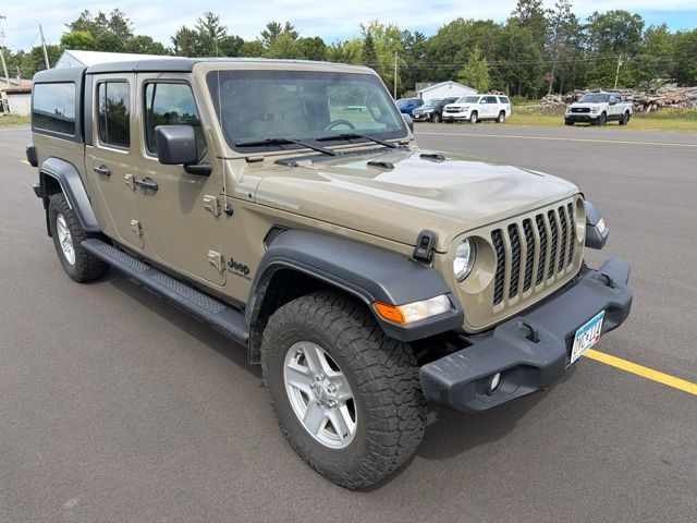 2020 Jeep Gladiator Sport Pine River MN
