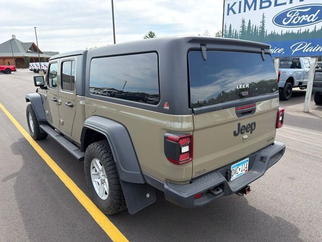 2020 Jeep Gladiator Sport Pine River MN