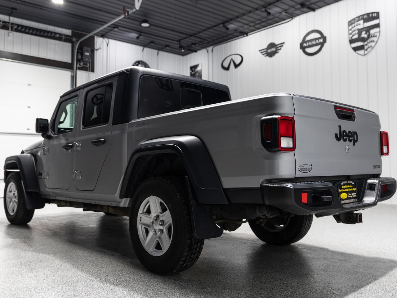 2020 Jeep Gladiator Sport S 4WD Cranberry PA