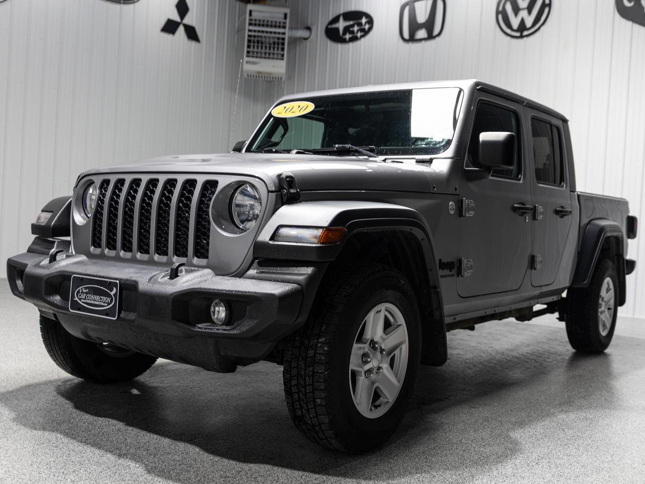2020 Jeep Gladiator Sport S 4WD Cranberry PA