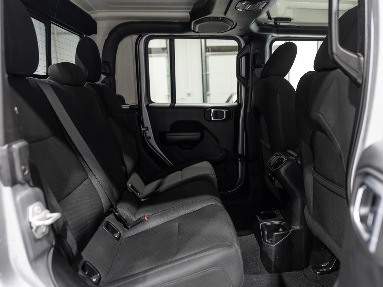 2020 Jeep Gladiator Sport S 4WD Cranberry PA
