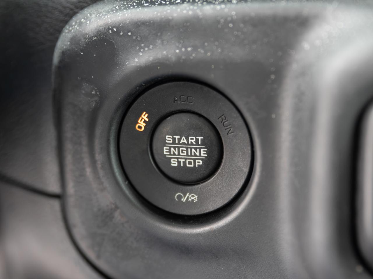 2020 Jeep Gladiator Sport S 4WD Cranberry PA
