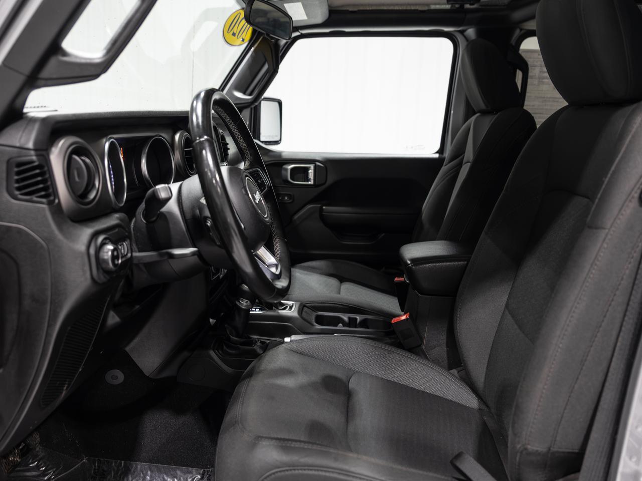 2020 Jeep Gladiator Sport S 4WD Cranberry PA
