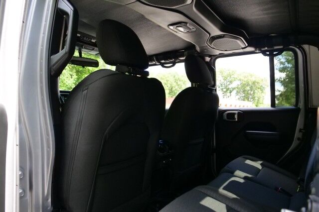 2020 Jeep Gladiator Sport S 4X4 / Hard Top / Convenience Group / FOX Shocks! High Point NC