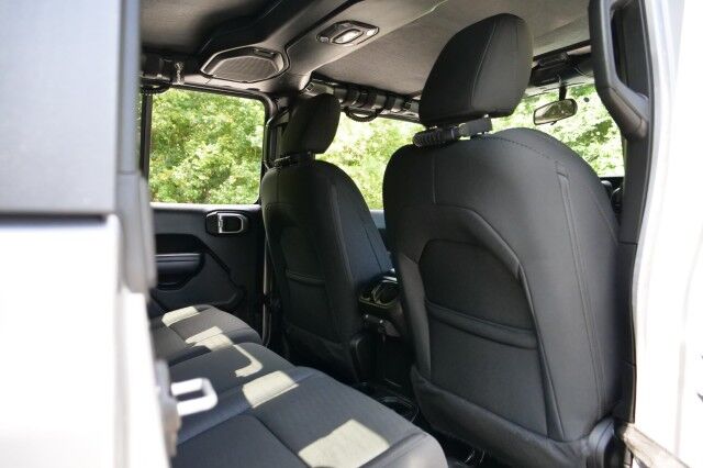 2020 Jeep Gladiator Sport S 4X4 / Hard Top / Convenience Group / FOX Shocks! High Point NC