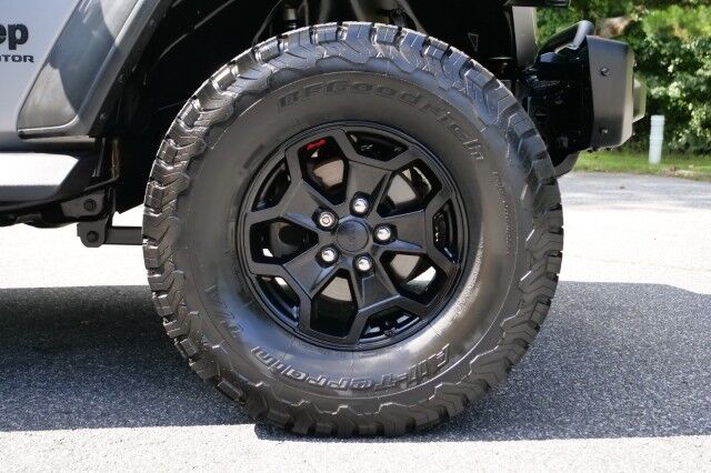 2020 Jeep Gladiator Sport S 4X4 / Hard Top / Convenience Group / FOX Shocks! High Point NC