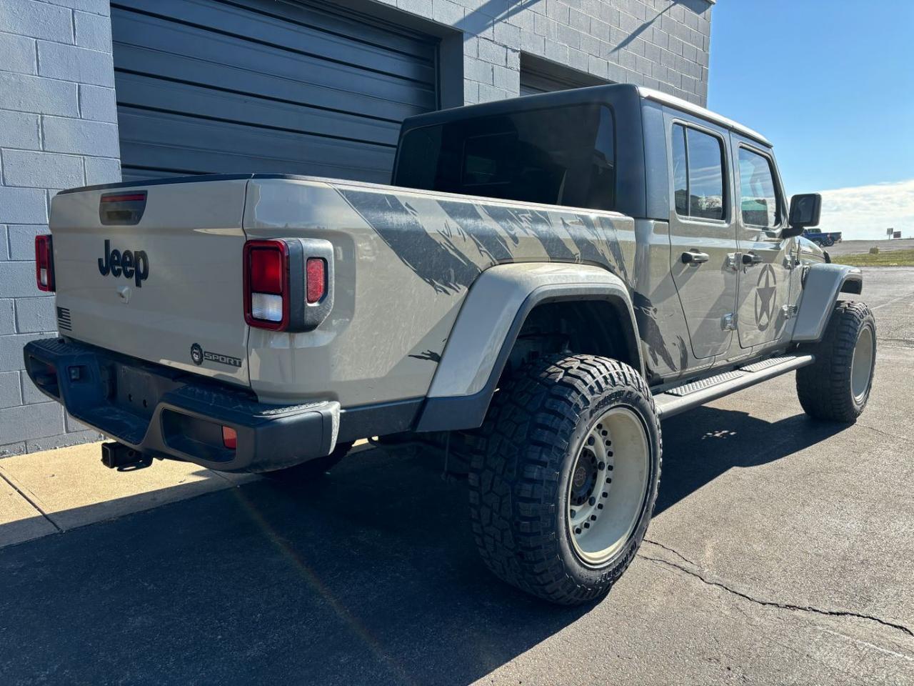 2020 Jeep Gladiator Sport S 4x4 Franklin OH