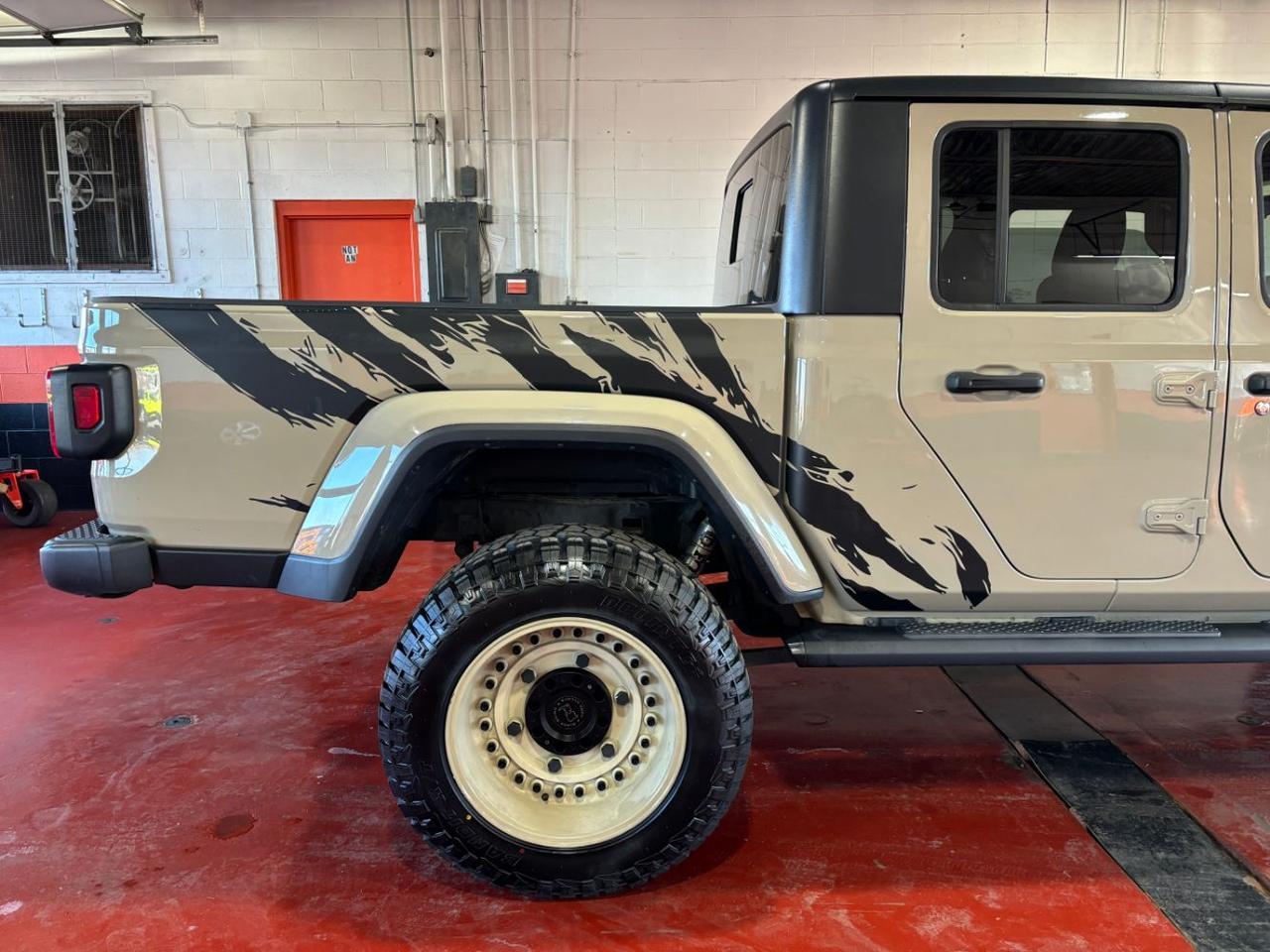 2020 Jeep Gladiator Sport S 4x4 Franklin OH