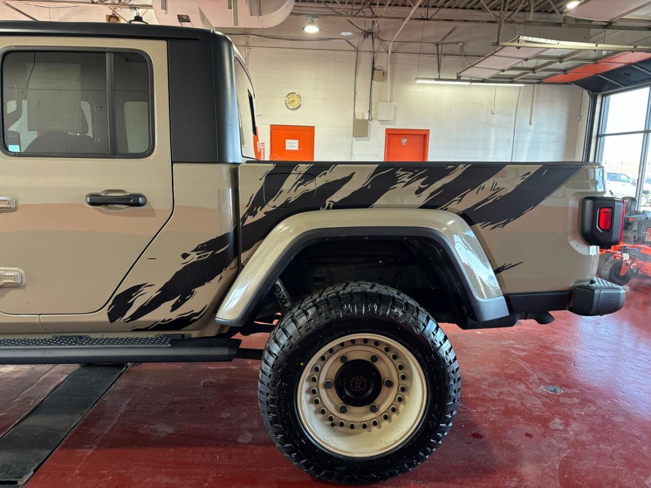 2020 Jeep Gladiator Sport S 4x4 Franklin OH