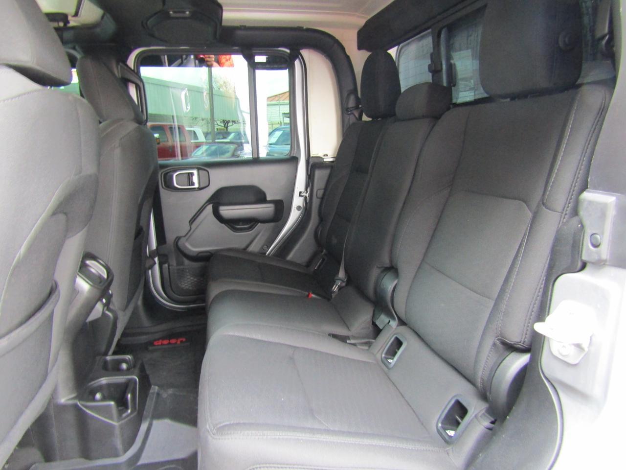 2020 Jeep Gladiator Sport S 4x4 Grand Prairie TX